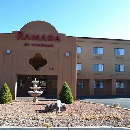 Ramada By Wyndham Santa Fe Hotel Exterior photo