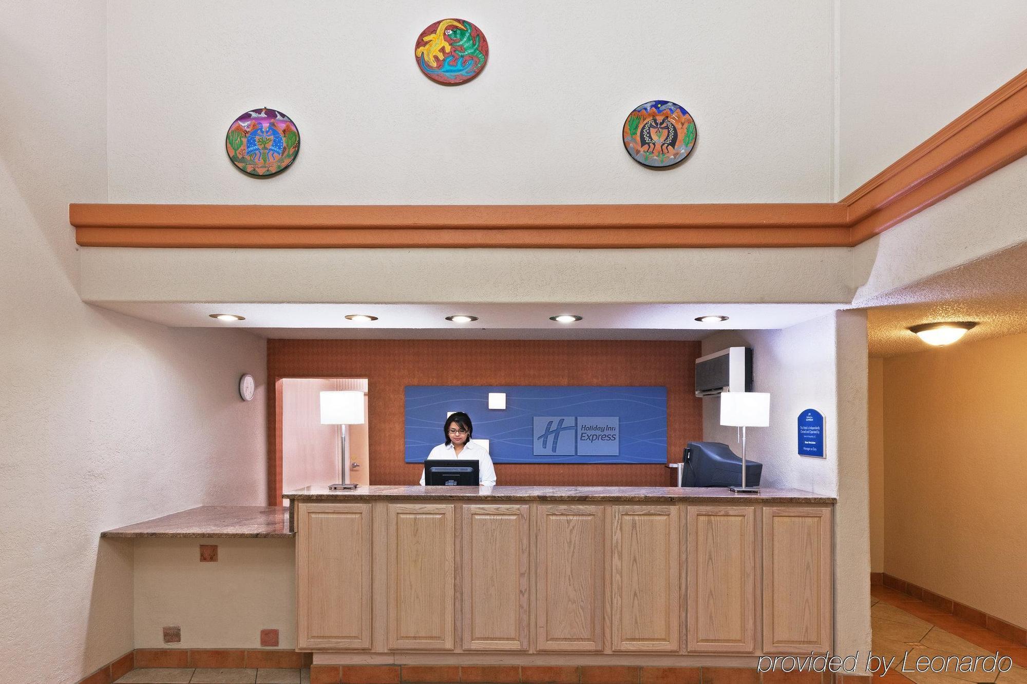 Ramada By Wyndham Santa Fe Hotel Interior photo